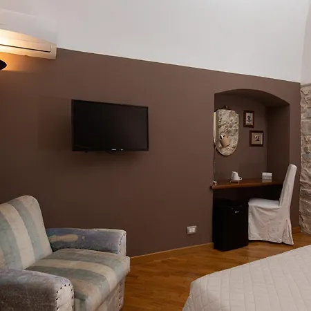 Palazzo Cosentino Bed and Breakfast 3*